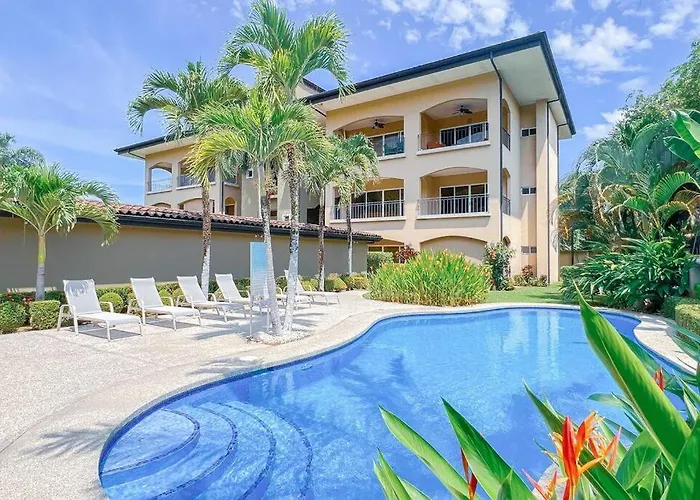 Condo Las Brisas Near To Marina Herradura, Free Pool And Wifi