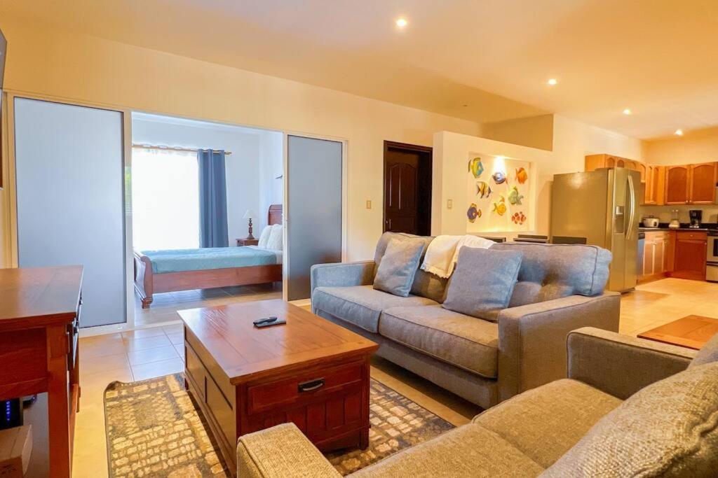 Brisas Near To Marina Herradura, Free Pool And Wifi Apartment *