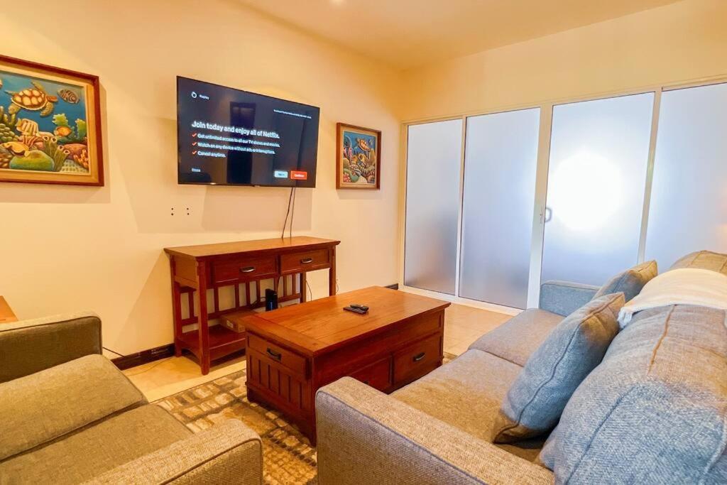 Brisas Near To Marina Herradura, Free Pool And Wifi *