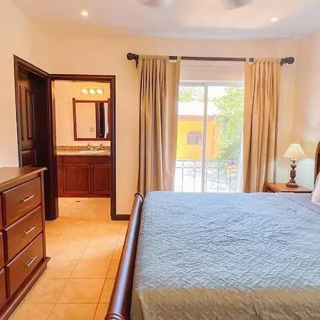 Condo Las Brisas Near To Marina Herradura, Free Pool And Wifi Playa Herradura  Exterior photo